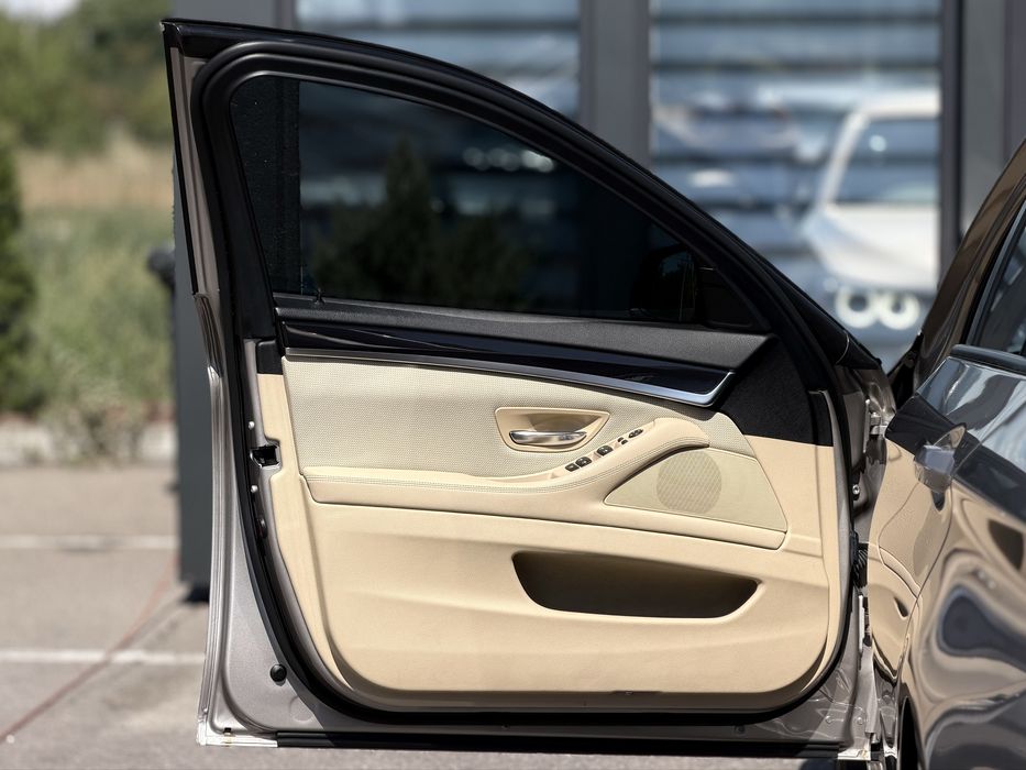 BMW 5 Series 2015 F10 520i Рестайлинг Європа