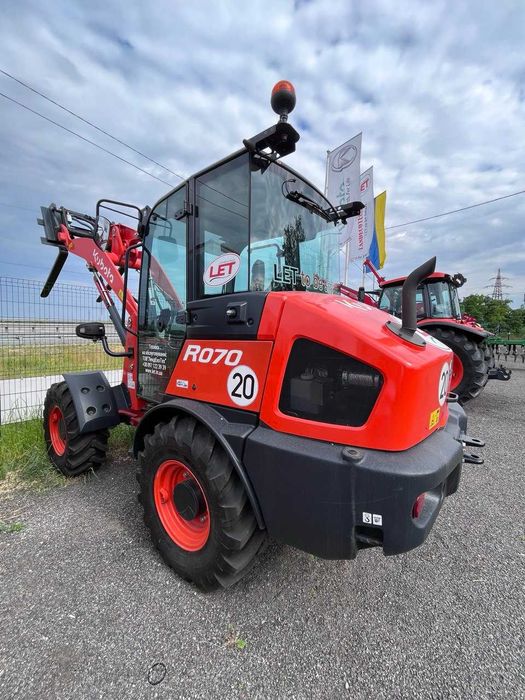 Фронтальний навантажувач Kubota R070