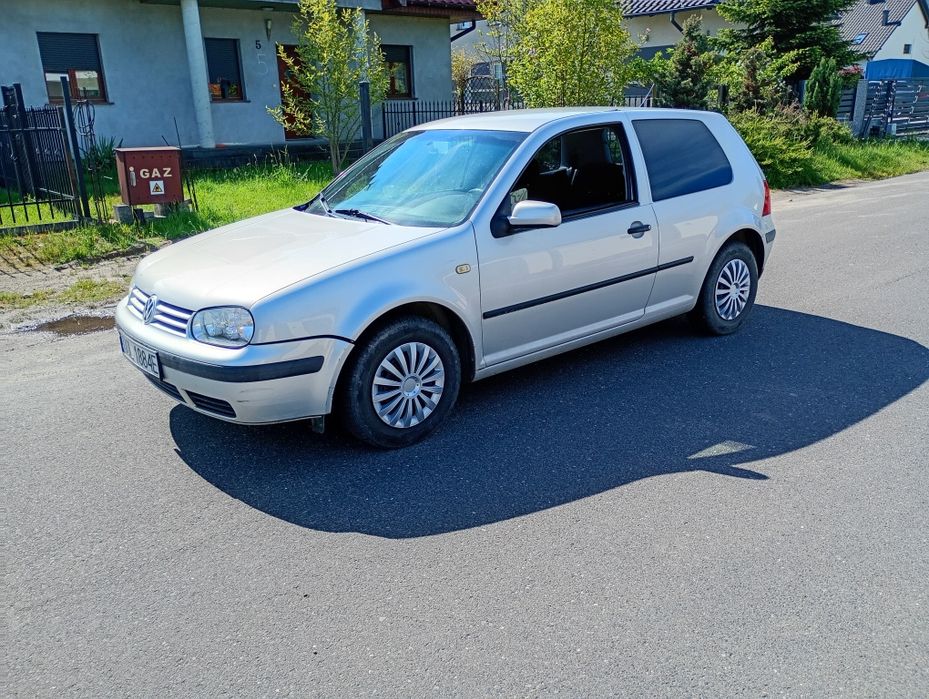 Volkswagen Golf*1,4 -16 V* sprawny