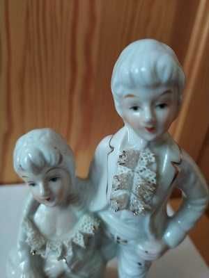 Figurka porcelanowa pary młodych