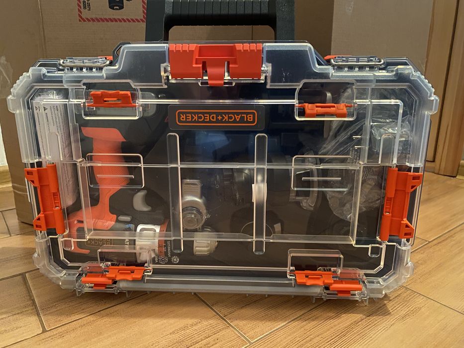 Шуруповерт BLACK+DECKER 20V MAX MATRIX комбінований набір