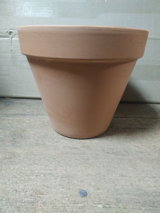 Горщики(вазони) для квітів