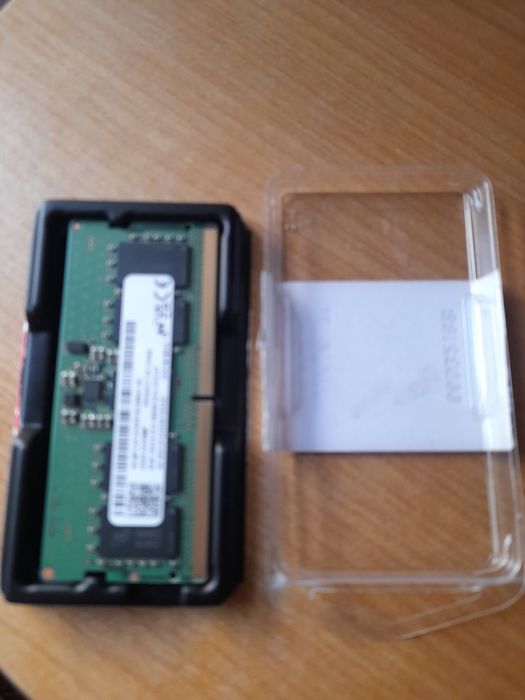Vendo memória RAM portátil 8G DDR5