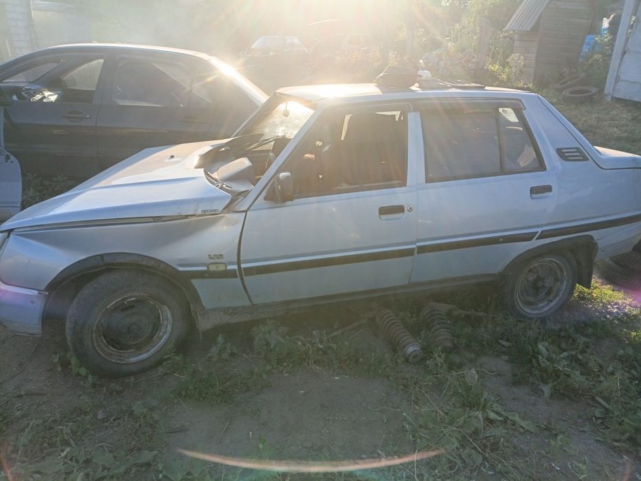 Заз таврия славута,розборка