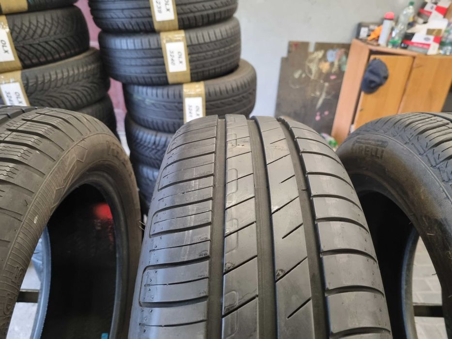 195/55/16 87W Goodyear Efficient Grip Preformance *RSC