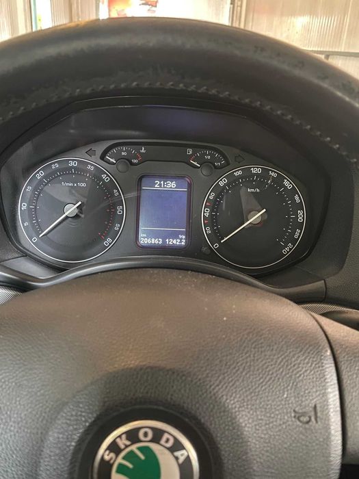 Skoda Otavia Sport 2.0 TDI 140CV Coruche, Fajarda E Erra • OLX.pt