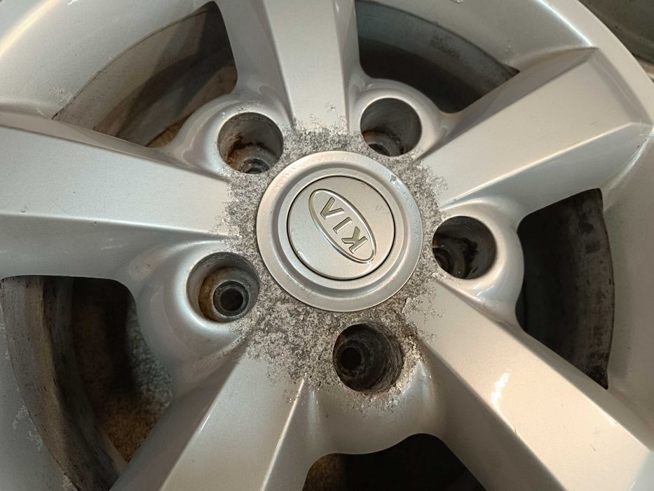4x Alufelgi Kia Sorento 7x17 5x139.7 Et45