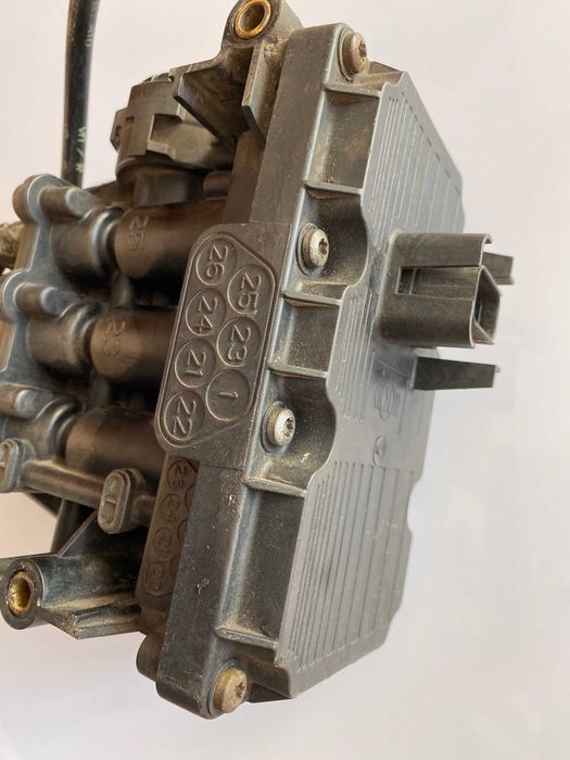 Кран ECAS KNORR-BREMSE Renault Range T Volvo FH4 21337415 K028090N06