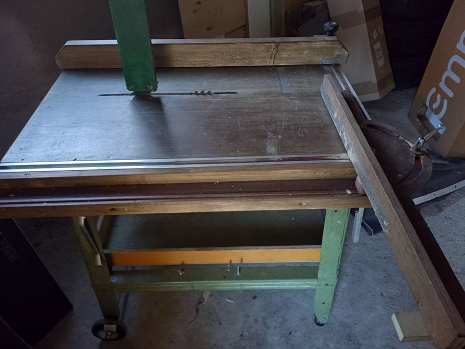 Serra de corte, carpintaria