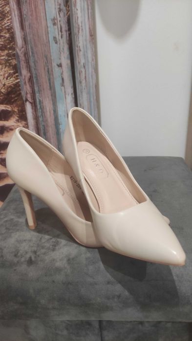 Sapato Stileto - Bege- tamanho 36