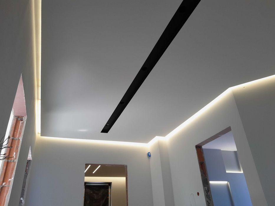 Kamyk-Wykańczanie wnętrz, remonty. Faktura