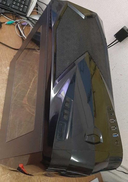 Корпус Frontier Extractor з блоком живлення 450W