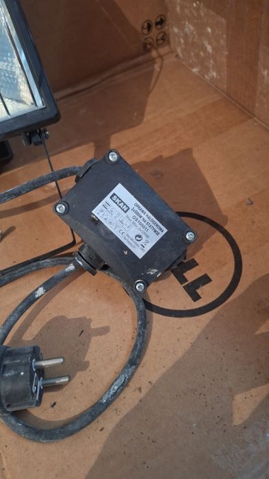 Halogen, oprawa halogenowa 500 W