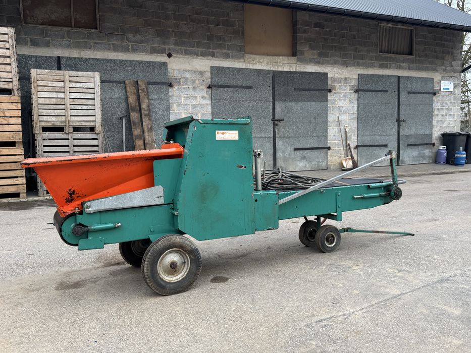 Kostkarka do kostek torfowych , do sałaty , papryki Dewa, Unger