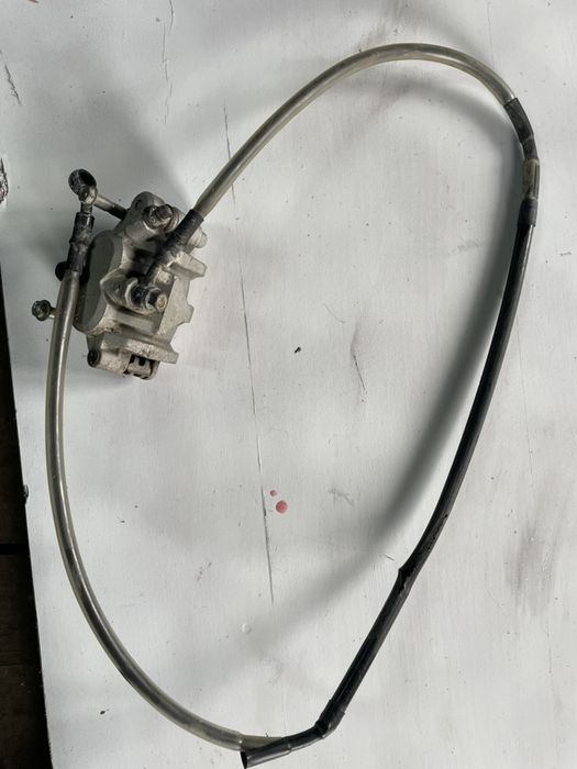 Zacisk hamulcowy przód Honda Crf 250