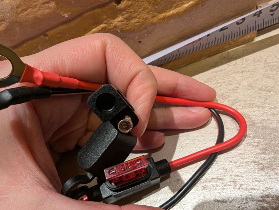 З'єднувальний кабель SAE 14AWG довжиною 1 м з вбудованим запобіжником 10A