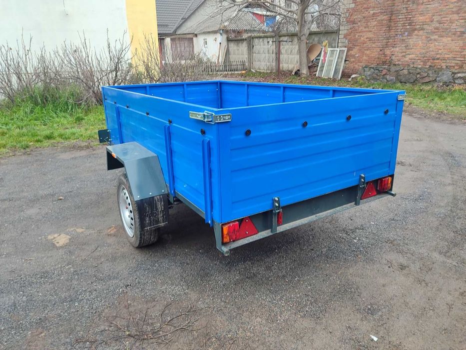 Причіп автомобільний