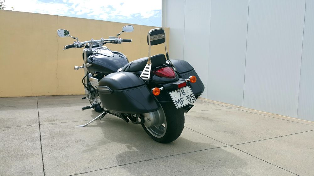 Susuki intruder m1500