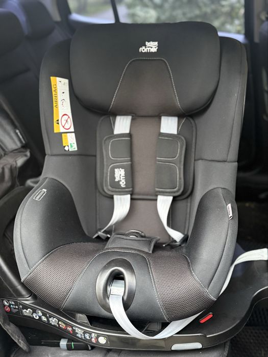 Автокрісло Britax Romer Dualfix Pro M