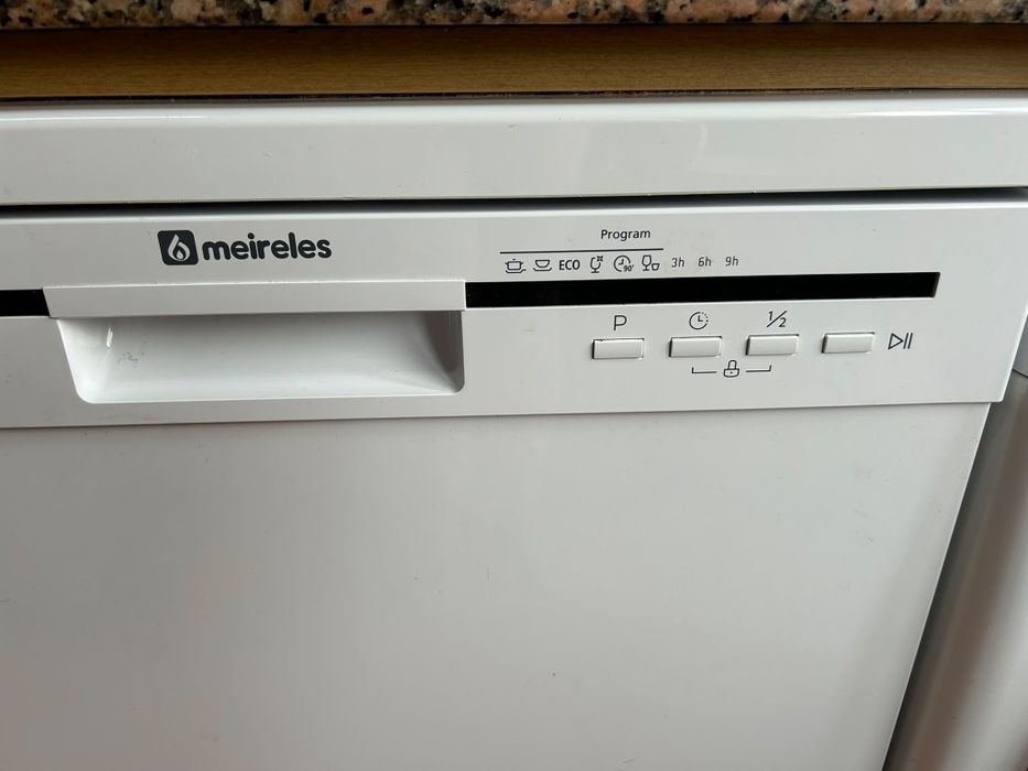 Máquina de Lavar MEIRELES