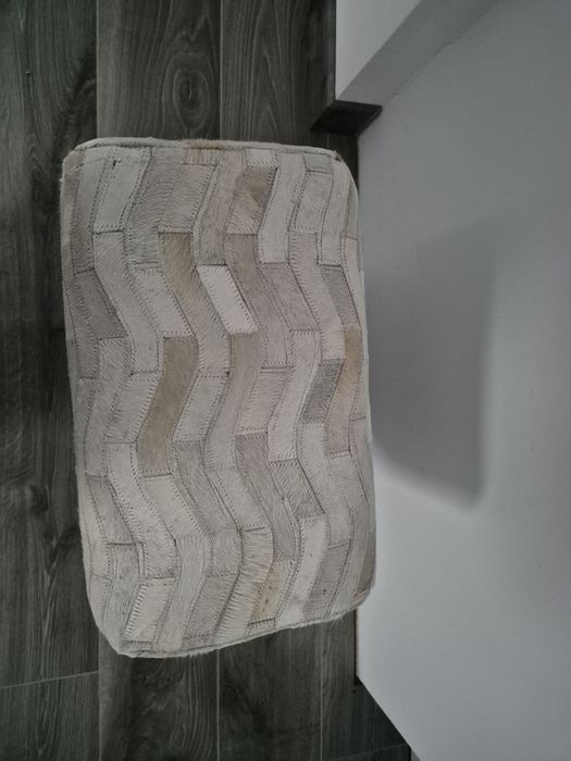 Nowy puf siedzisko koziołek skórzany