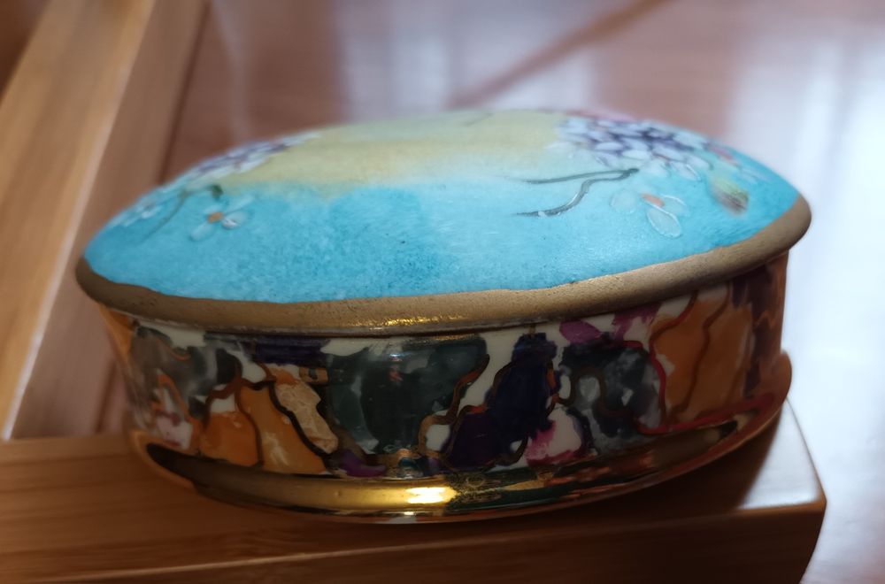 Caixa decorativa redonda