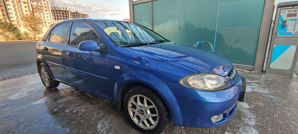 Chevrolet Lachetti автомат клімат газ 1.8
