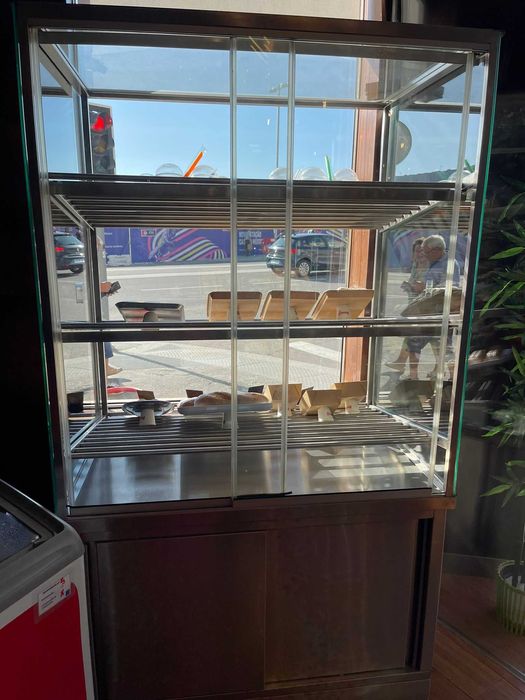 Vitrina con Sistema LED