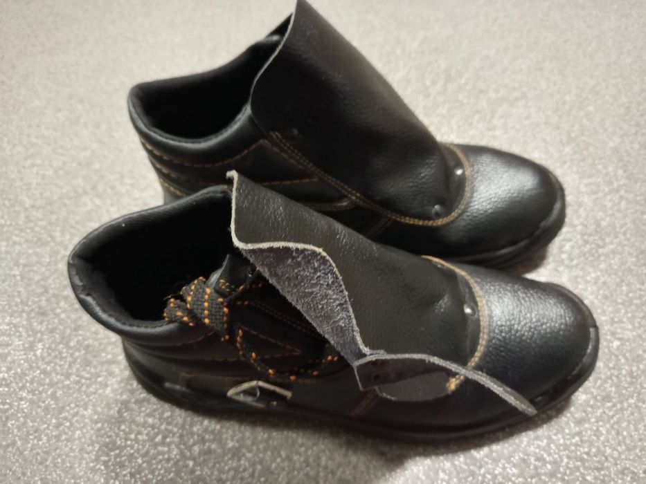 Ботинки рабочие , черевики робочі