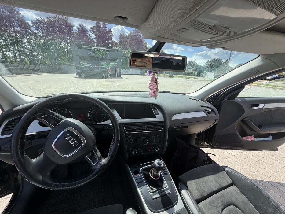 Sprzedam/ zamienie Audi A4b8