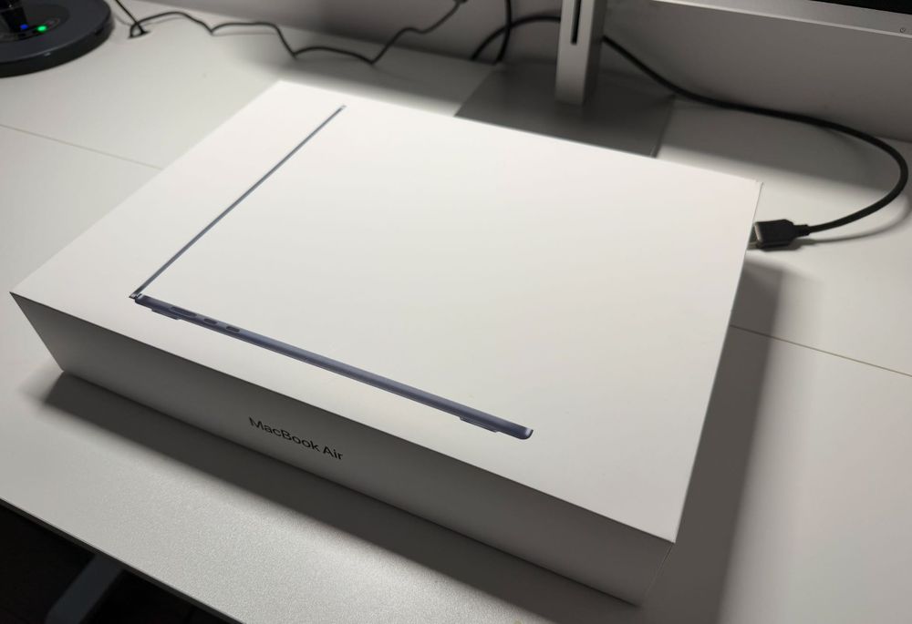 Laptop MacBook Air 15" M3 16GB RAM 256 GB SSD NOWY GWARANCJA iDream