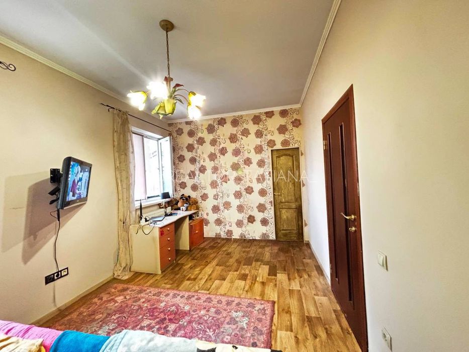 Продається будинок с Дачне