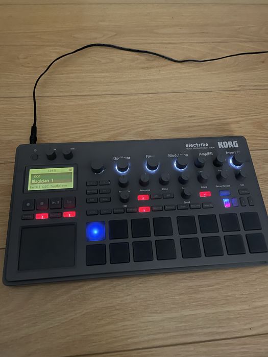 Korg electribe 2 (groovebox + fonte de alimentação)