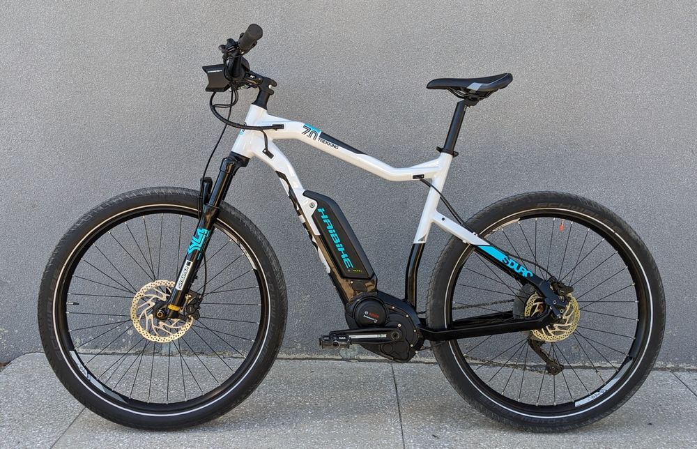 Велосипед 27.5” Haibike Trekking Sduro 7.0 Bosch електровелосипед в класному стані. Зарядний пристрій в комплекті. Made in Germany. На зріст 175-190см