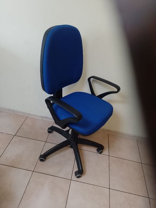 Krzesło obrotowe szkolne biurowe