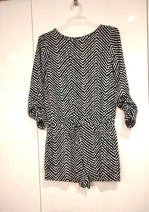 Kombinezon Sinsay XS S krótkie spodenki letnie ubranie print