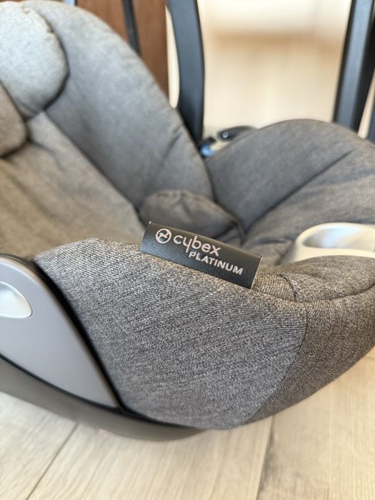 Автокрісло Cybex Cloud Q Plus