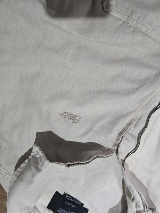 Nie ubrana cieplejsza kurtka  L  -STWD pull&bear za 300zł