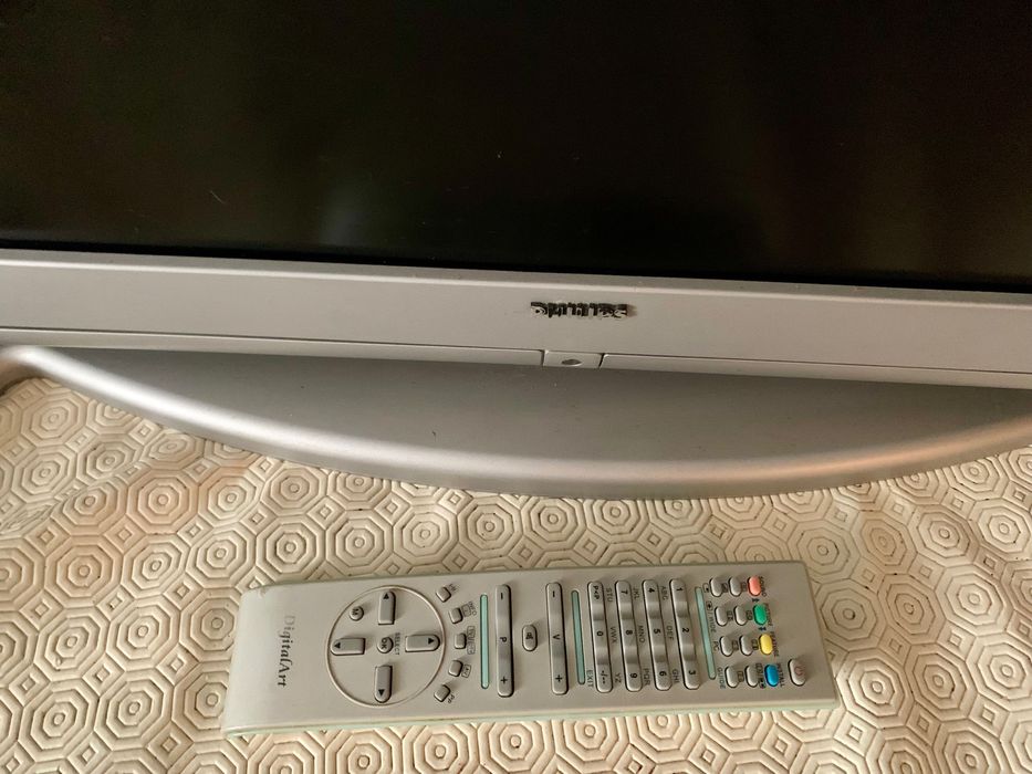 TV LCD  em boas condições
