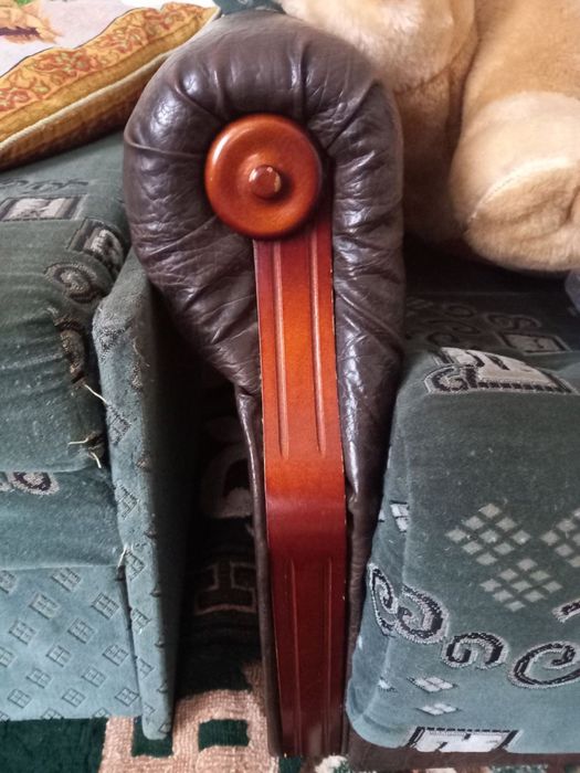 Продам диван-тахта з пуфом та кріслом