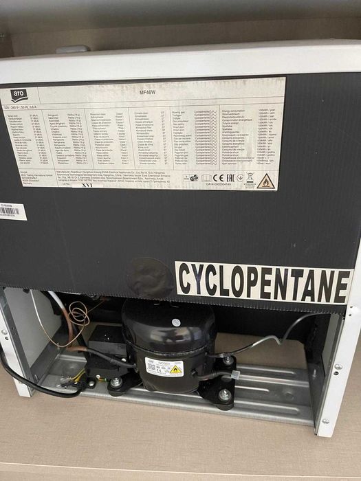 Frigorífico minibar 45 L, com congelador -  Branco