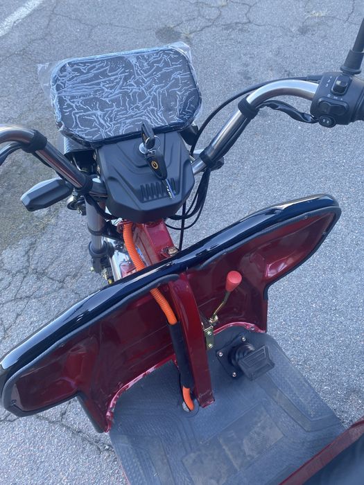 Трицикл електричний вантажний Crosser Cargo12 60V/32Ah 800W