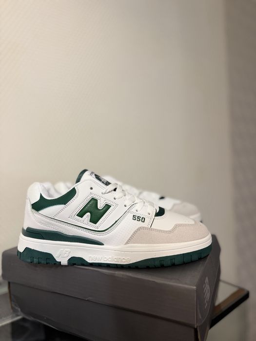 кросівки new balance 550 white/green 43
