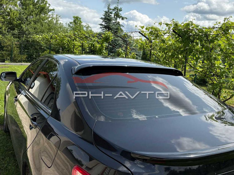 Бленда Спойлер на заднє скло Toyota Camry 40 Чорний глянець