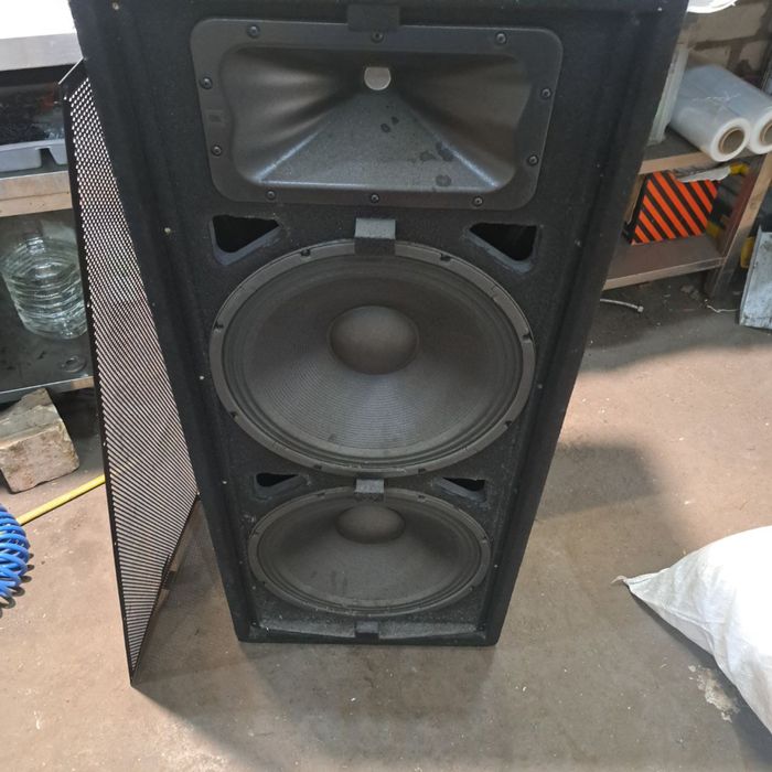 Акустика JBL JRX225
