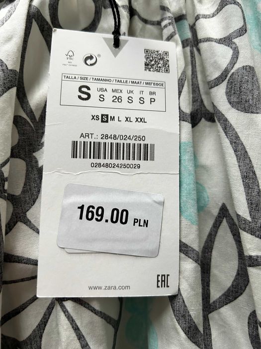 Kwiecista sukienka - ZARA