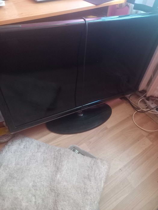 Telewizor thomson stan idealny