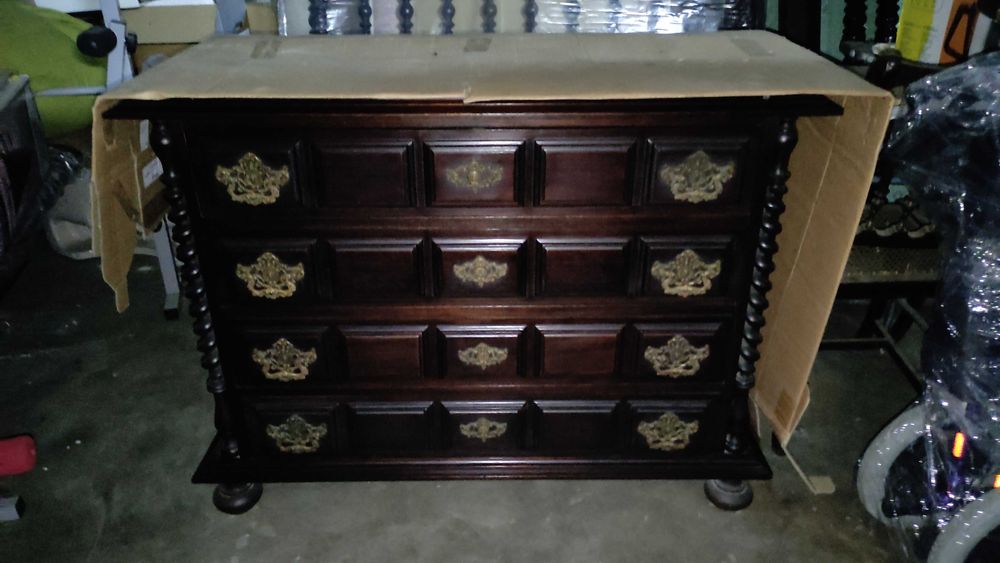 Mobilia antiga (birlos)