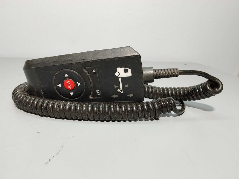 Pilot poduszek Mercedes MP4