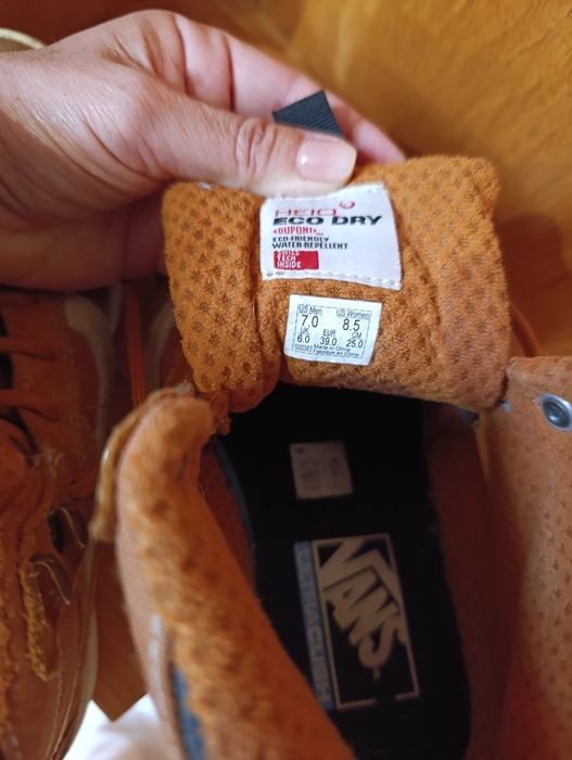 Sapatilhas Vans cor mel